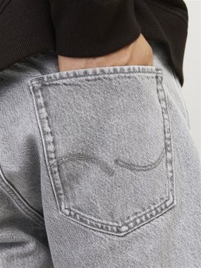Ljusgrå jeansshorts i loosefit 4