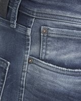 Slimfit jeans med slitningar 4