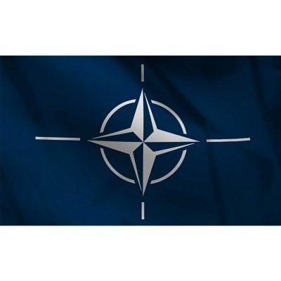 NATO flagga
